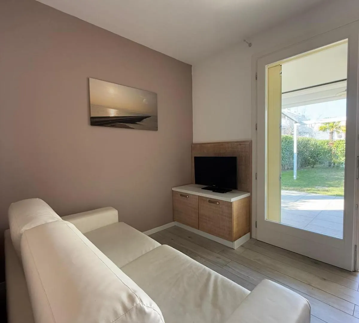 Residence Wave 1-Solo Per Famiglie- Walterigato Apartments Lido di Jesolo Italien